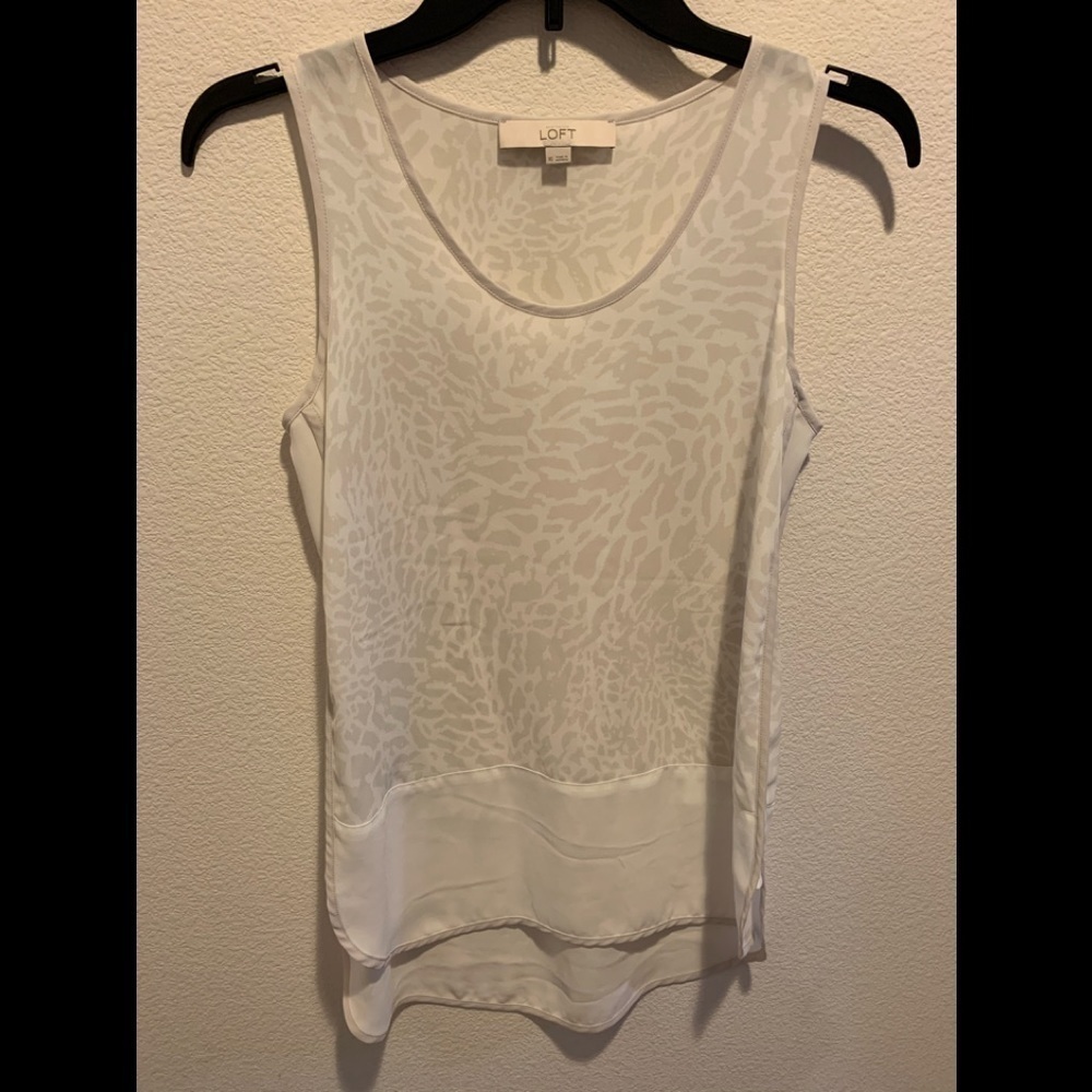 Ann Taylor for Loft. 100% Poly Tank NWOT.Size XS.āāāāāāāāāāāāāāāāāāāāā